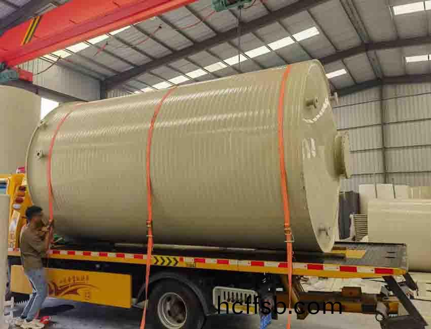 儲(chǔ)(chu)鑵(guan)髮(fa)貨(huo)現(xiàn)場(chǎng)(chang)